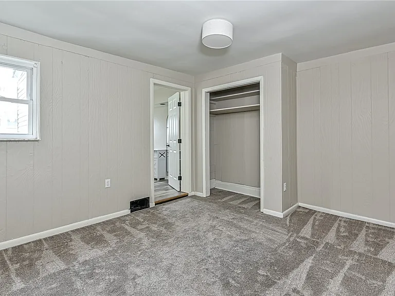 15 1/2 Sherman St — Photo 14