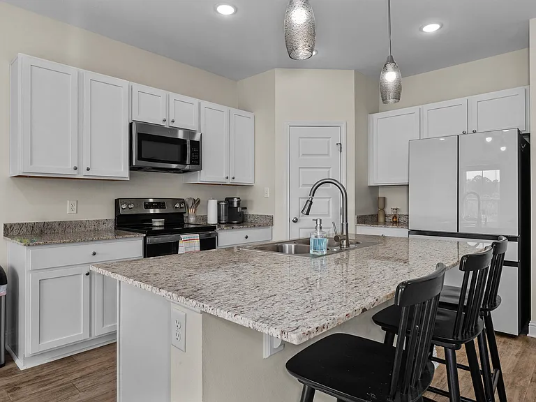 5028 Falcon Bay Dr — Photo 17