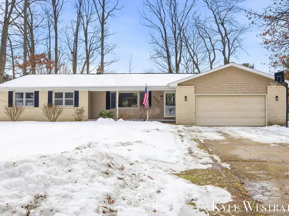 4320 Shady Oak Ct, Hudsonville, MI 49426