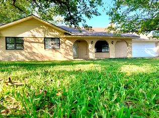 311 Lee Ln, Weatherford, TX 76087