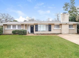 2018 W Randol Mill Rd, Arlington, TX 76012