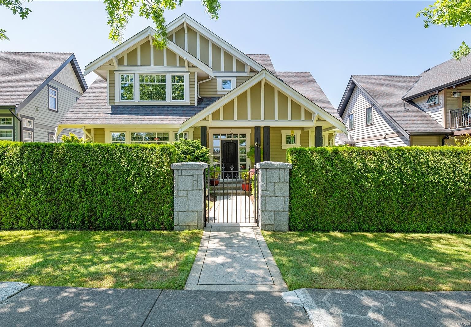 813 Memorial Ave, Qualicum Beach, BC V9K 2T4 MLS 940467 Zillow