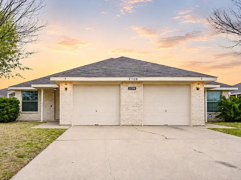 2709 Lucille Dr #A — Photo 1