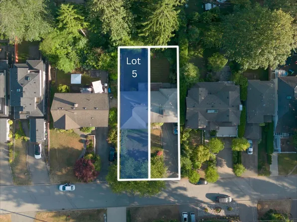 869 Clements Ave, North Vancouver, BC V7R 2K6