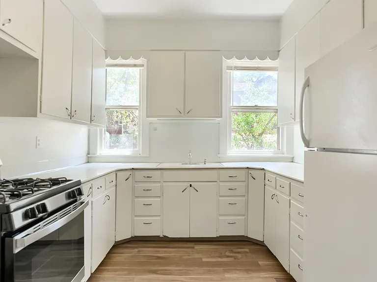 1410 Washington Avenue - #1 — Photo 7