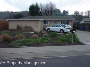 102 Karen Ln, Martinez, CA 94553