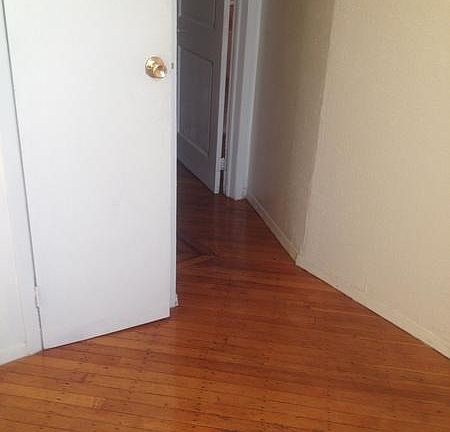 5th image of 535 Franklin Ave APT 1