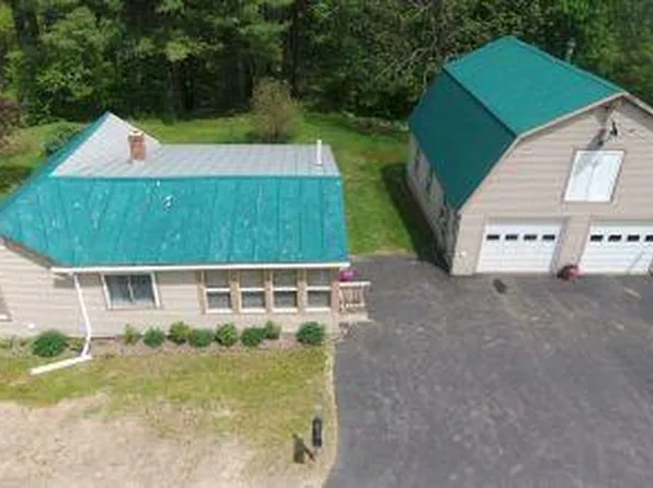 22 Thompson Street, Wilton, ME 04294