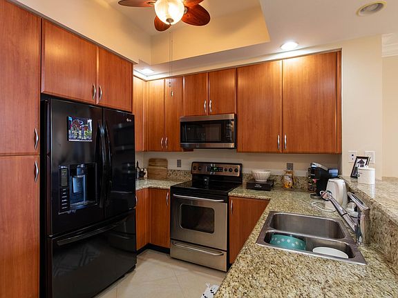 3rd image of 801 S Olive Ave Unit 1217