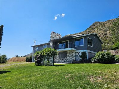 1755 HWY 7, Oroville, WA, 98844