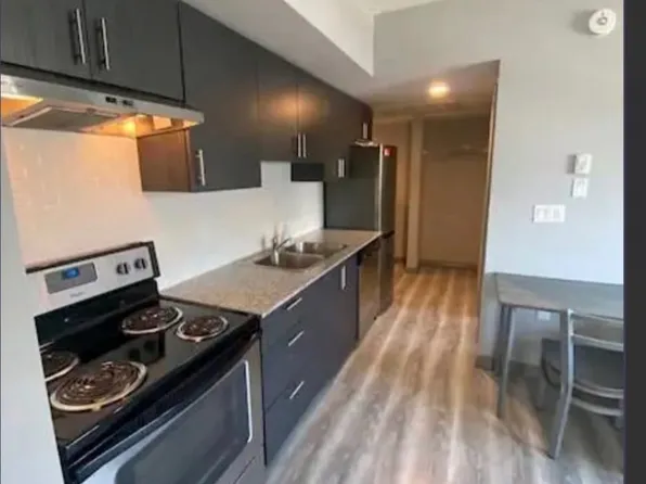 275 Larch St, Waterloo, ON