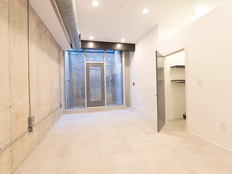1941 N Marshall St #1 — Photo 20