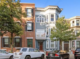 414 Sumner St, East Boston, MA