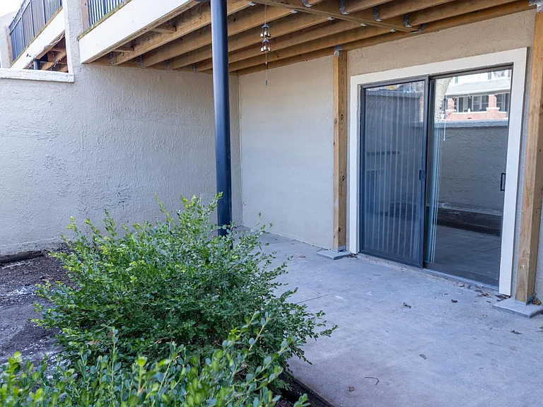College Hill Flats — Photo 14