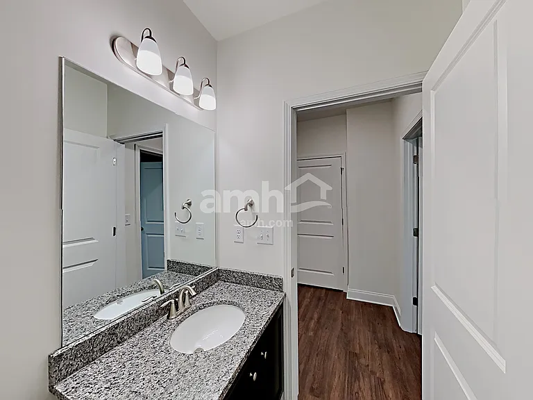 305 Vaughan Pl — Photo 30