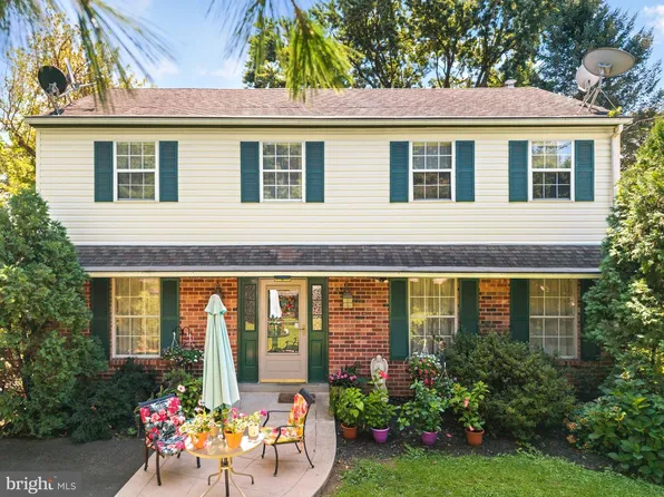 55 N State Rd, Springfield, PA 19064