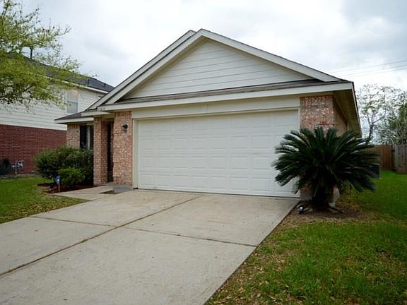 3rd image of 11019 Mossy Hollow Ln