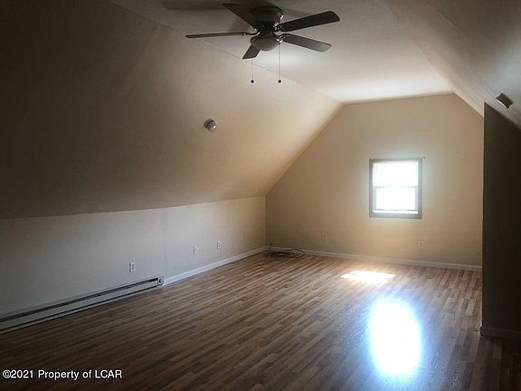 3rd image of 66.5 Sharpe St