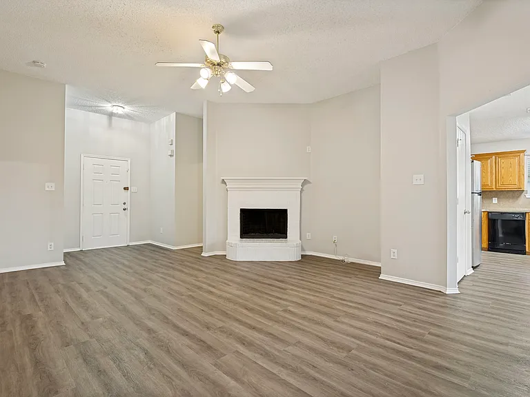 1715 Treasure Cay Dr — Photo 4