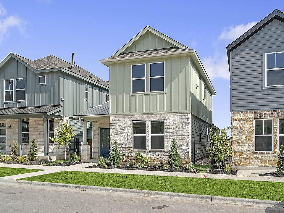 Exterior Image Rear Entry Garage