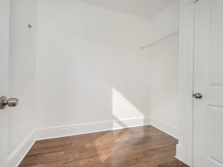 210 Wilkinson Ave #B — Photo 13