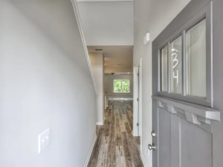 175 Creek Wood Rd — Photo 5