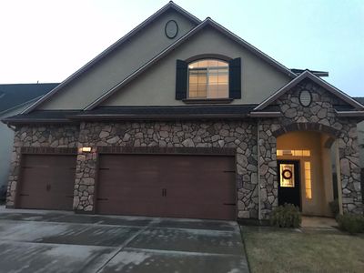 6191 E Pontiac Way, Fresno, CA, 93727