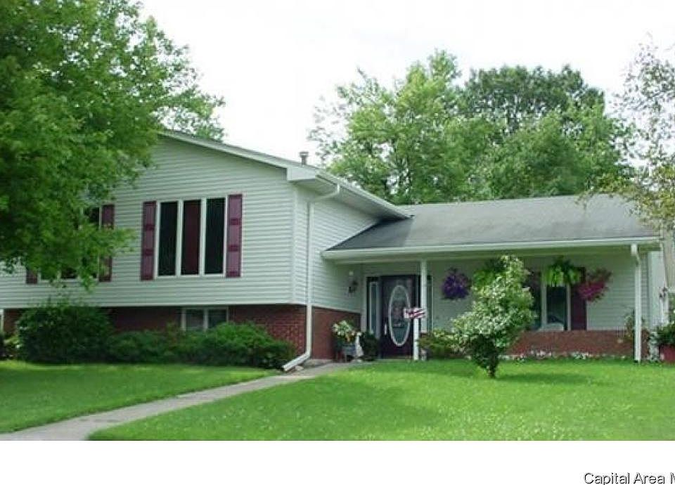 1st image of 11 Baxter Pl