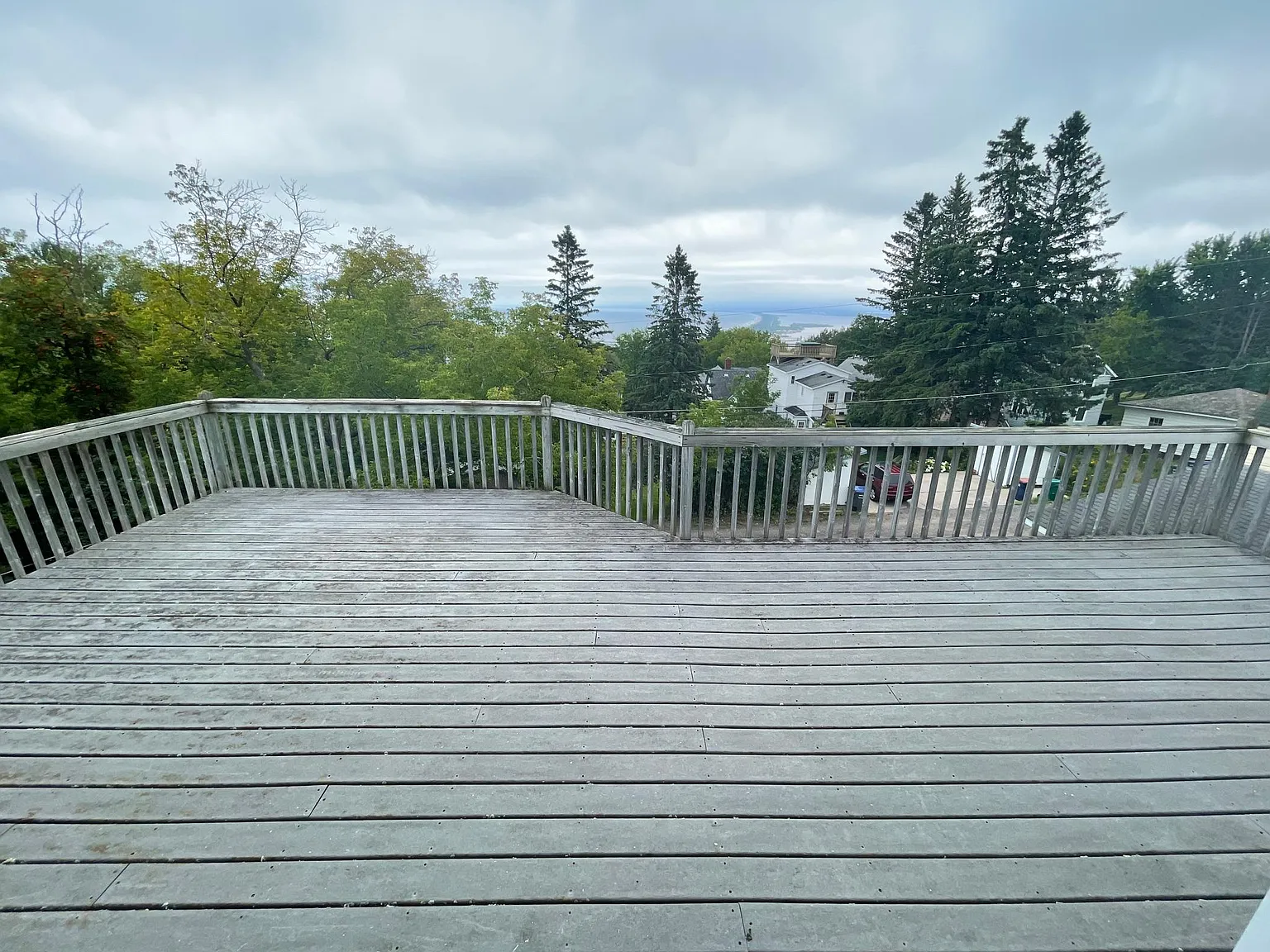 3 bed, 1500 sqft, $2,100 — Photo 2