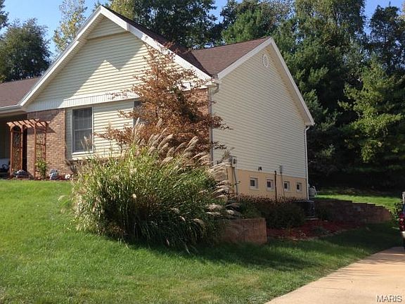 2nd image of 12056 Avery Ln