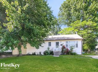 1002 NE 67th Ter, Gladstone, MO 64118