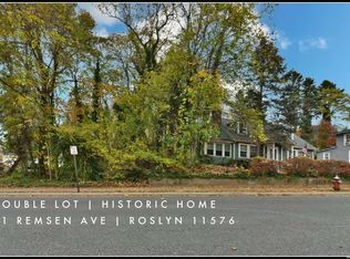 31 Remsen Ave, Roslyn, NY 11576