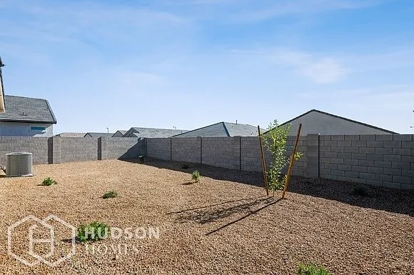 24375 W Wood St — Photo 27