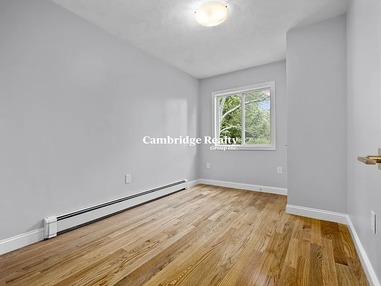17 Tesla Ave #1T — Photo 10