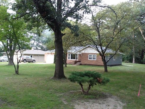 2nd image of 24132 W Oak Ln
