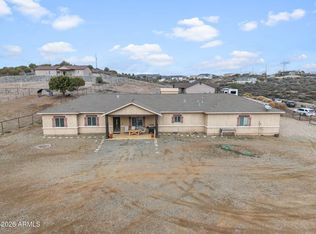 10930 S Banjo Way, Mayer, AZ 86333