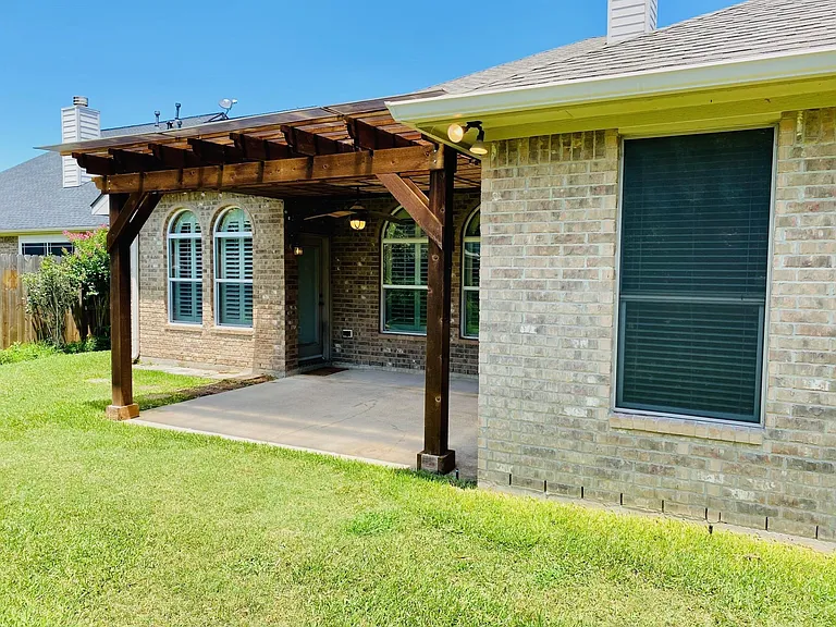 24823 Dutton Point Dr — Photo 28