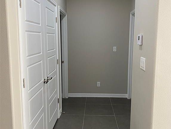 4th image of 5601 Puffin Ave