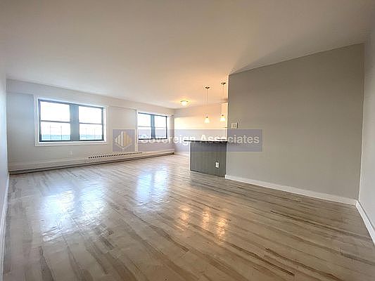 1st image of 111 Wadsworth Ave APT 20D
