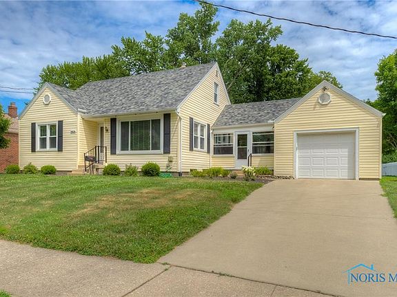 2nd image of 5826 Garden Park Dr