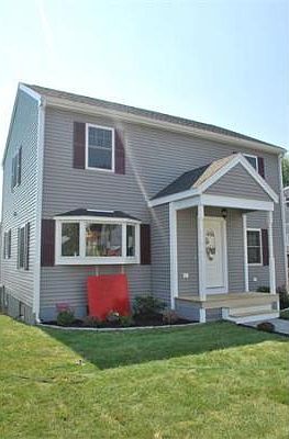 1st image of 18 Wyoma St