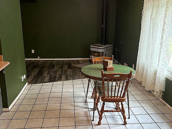 5th image of 10242 Imperial Dr