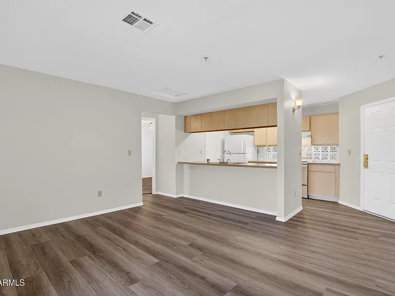 16033 N 25th St #207 — Photo 11