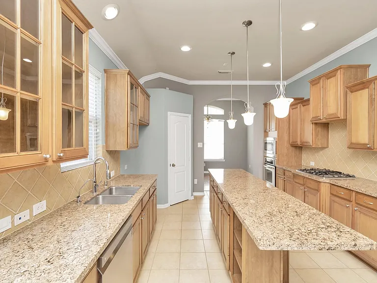 6630 Larocke Trl — Photo 21