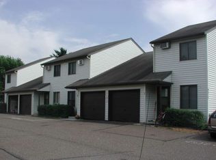 4517 Fairfax St APT 3, Eau Claire, WI 54701