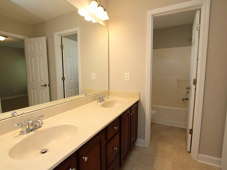 5233 Stone Station Dr — Photo 47
