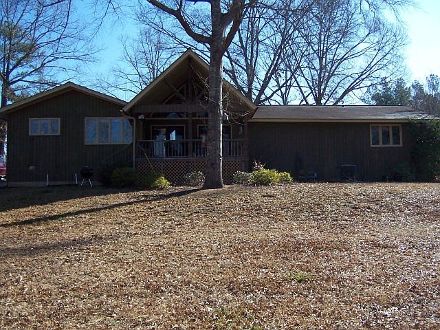 2nd image of 138 Glenn Rd