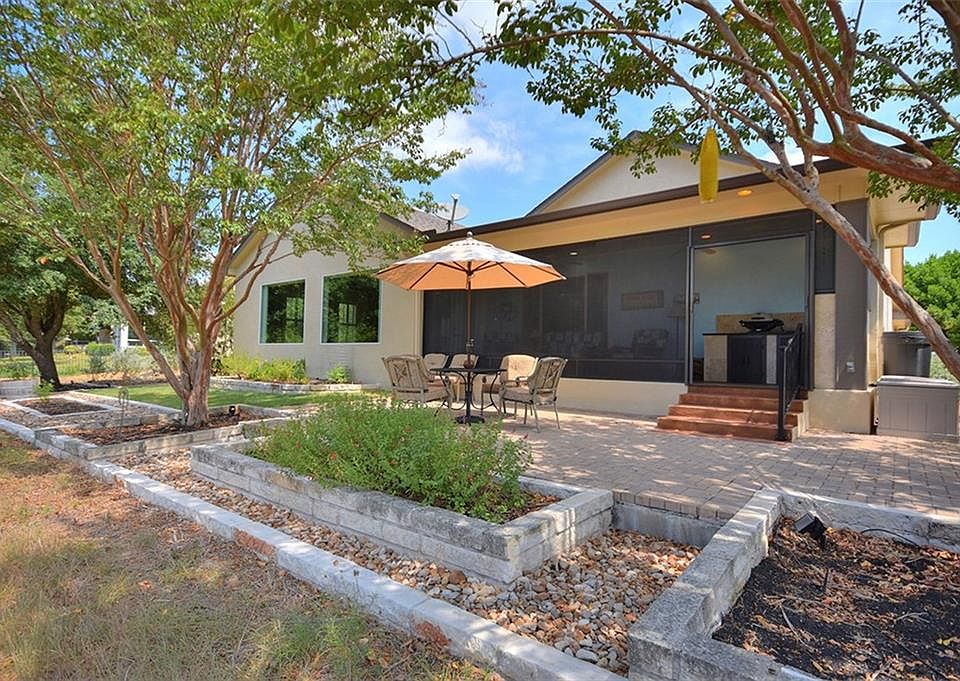 1st image of 109 Crystal Springs Dr