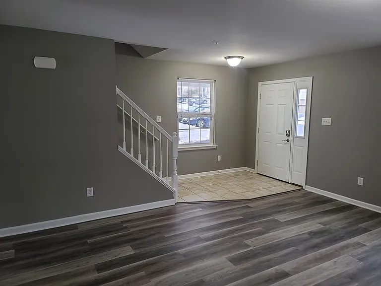 395 Viewpoint Way — Photo 5