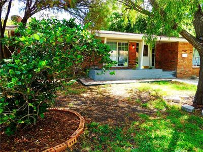 2320 Lockhart Ave, Dallas, TX, 75228